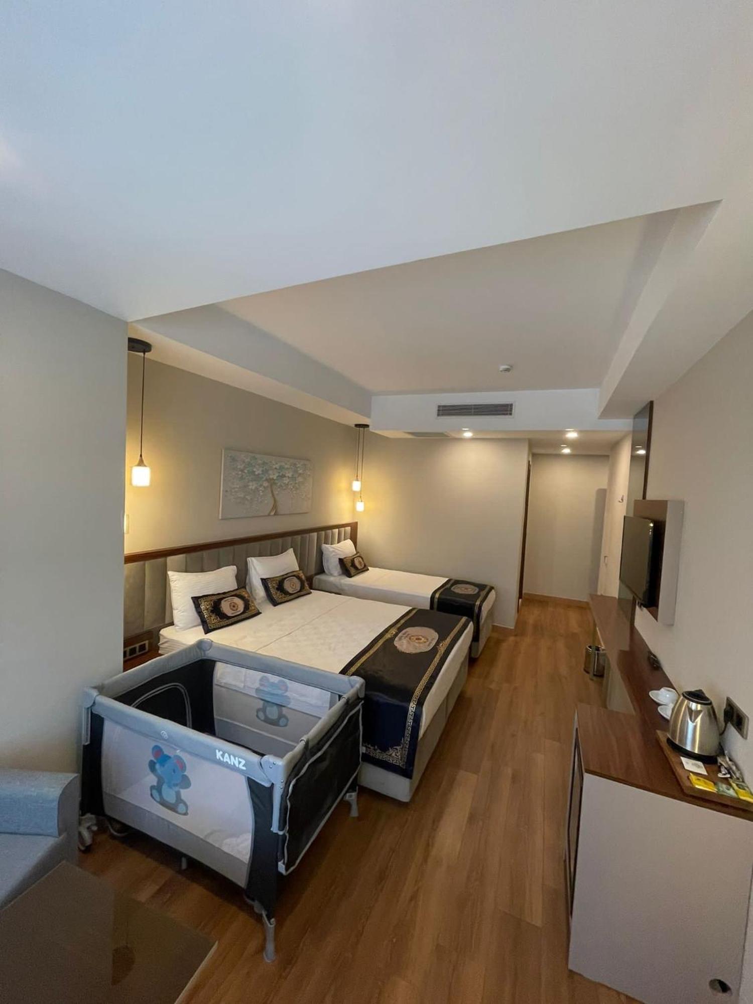 Grand Hamit By Karadayi Airport Hotel Arnavutkoy المظهر الخارجي الصورة